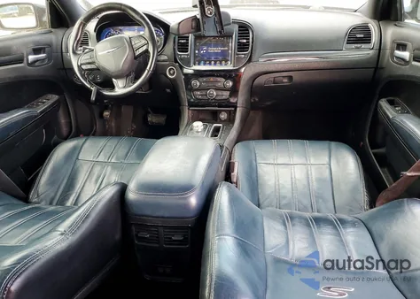 2015 Chrysler 300 S z USA, uszkodzony, nr VIN 2C3CCABG3FH898767